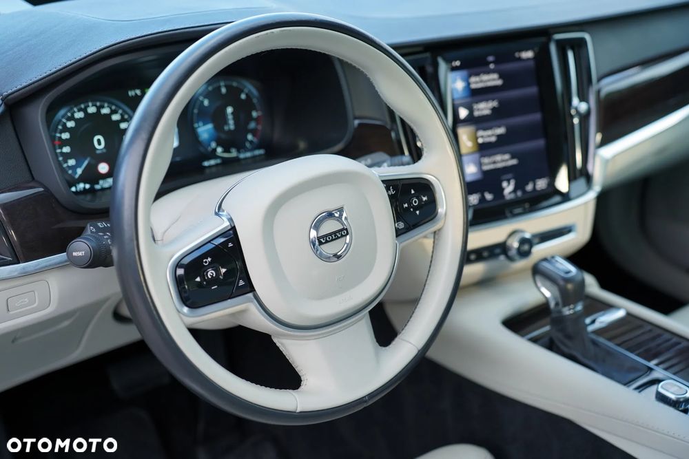 Volvo S90 D4 Geartronic Inscription - 17