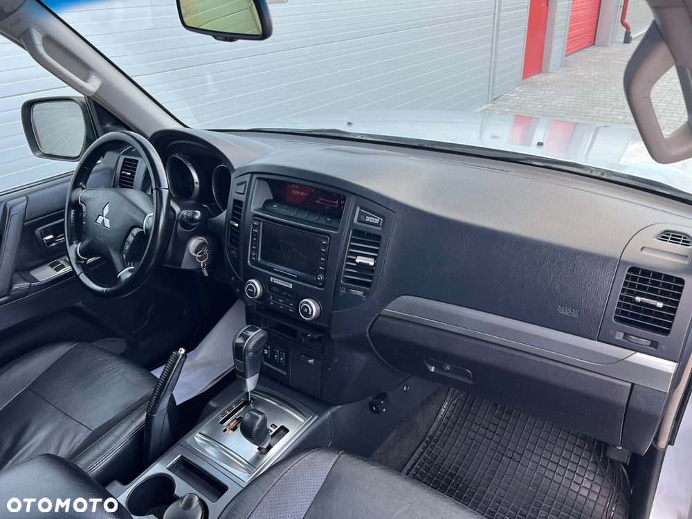 Mitsubishi Pajero 3.2 DI-D Automatik Instyle - 7