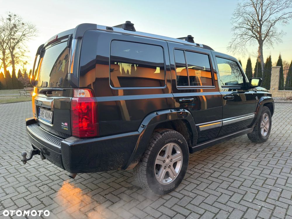 Jeep Commander - 4