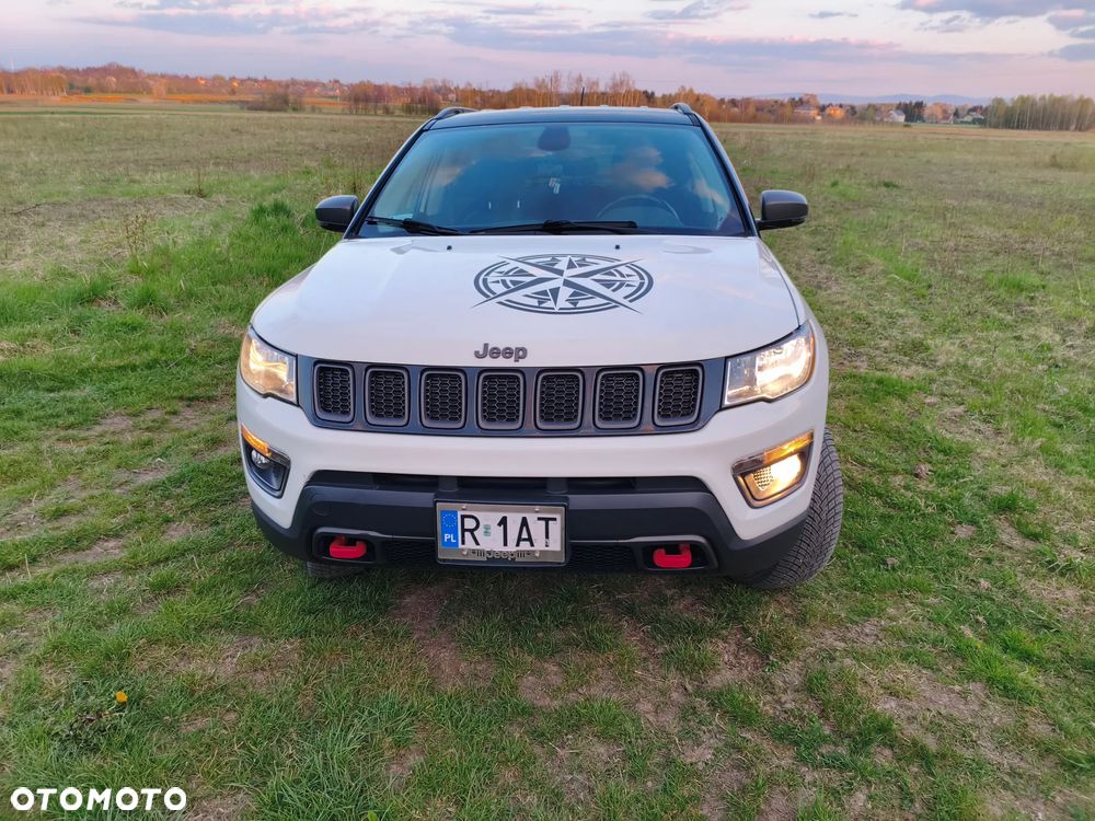 Jeep Compass - 10