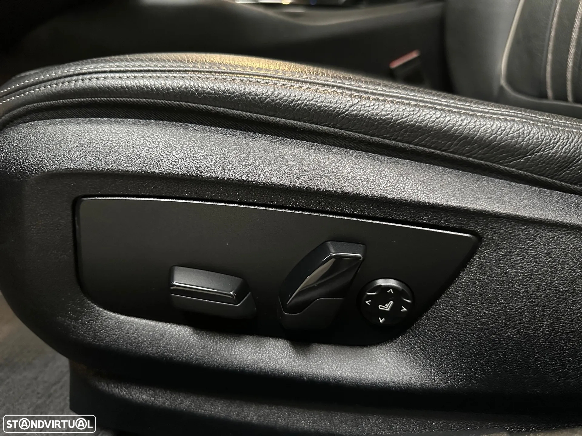 BMW 530 e - 16