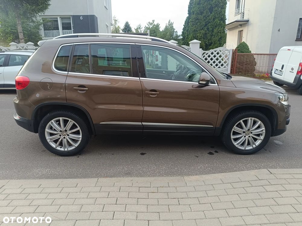Volkswagen Tiguan 2.0 TDI DPF 4Motion BlueMotion Technology Sport & Style - 15