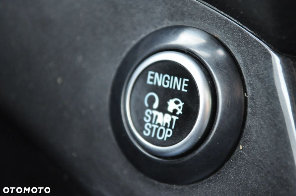 Ford Kuga 2.0 TDCi 4x4 ST-Line - 28
