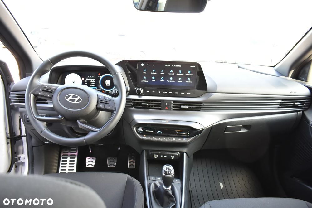 Hyundai Bayon 1.0 T-GDI Smart Black - 23