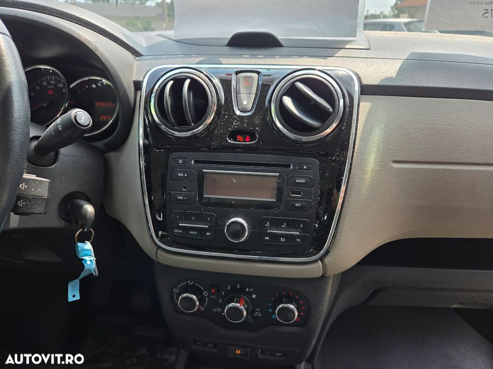 Dacia Lodgy dCi 90 Laureate - 13
