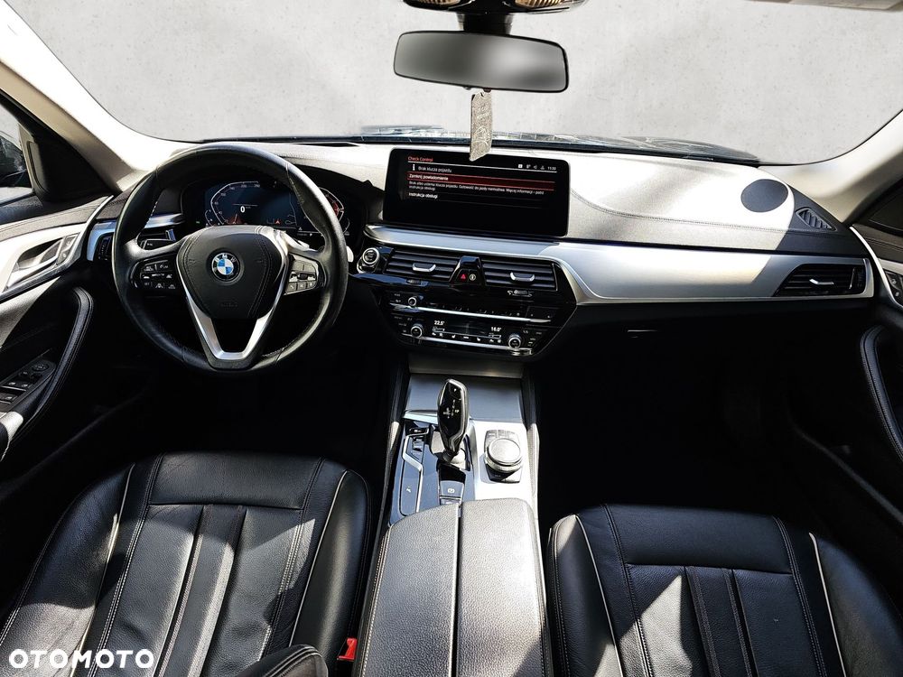 BMW Seria 5 - 23