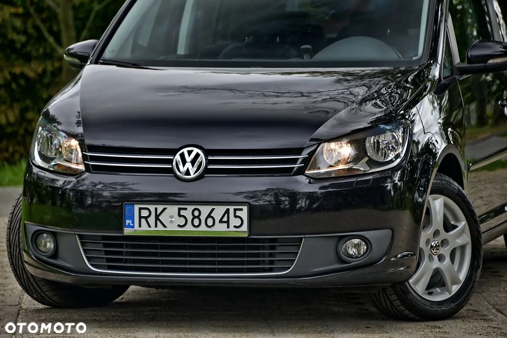 Volkswagen Touran - 10