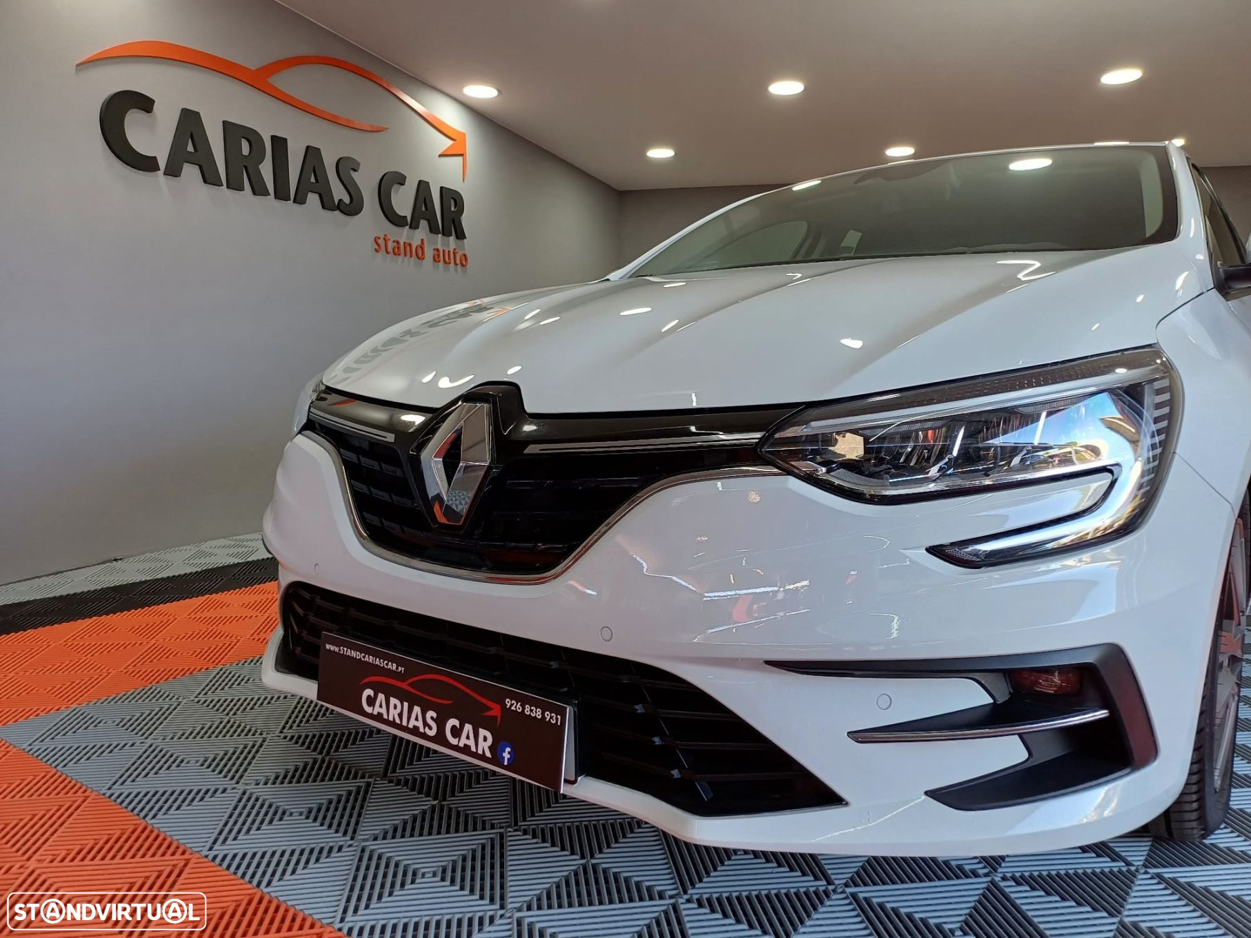 Renault Mégane 1.5 Blue dCi Intens EDC - 8