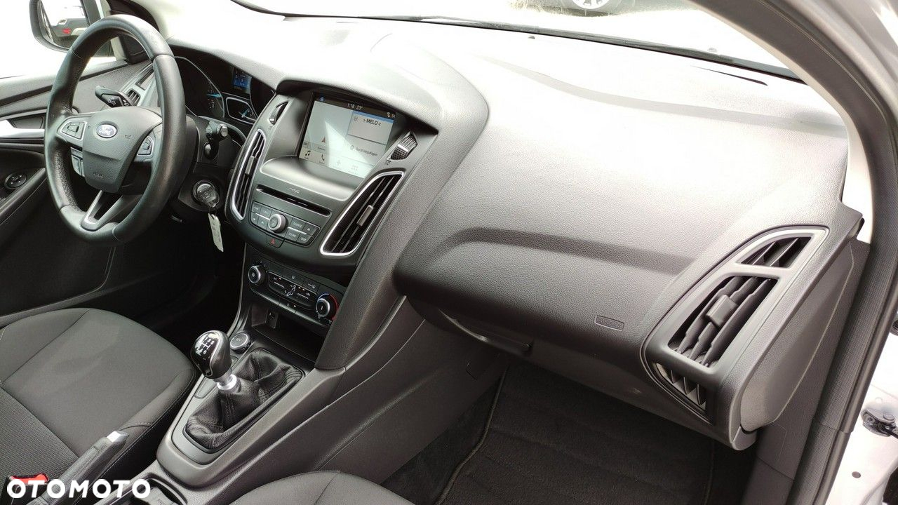 Ford Focus - 27