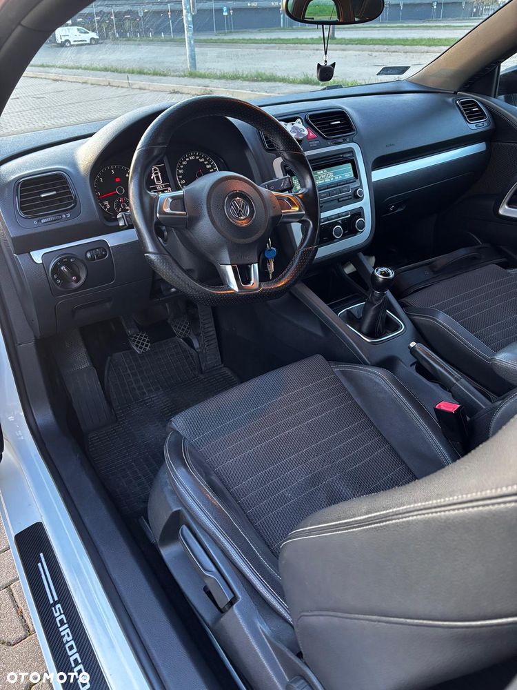 Volkswagen Scirocco 2.0 TDI - 10