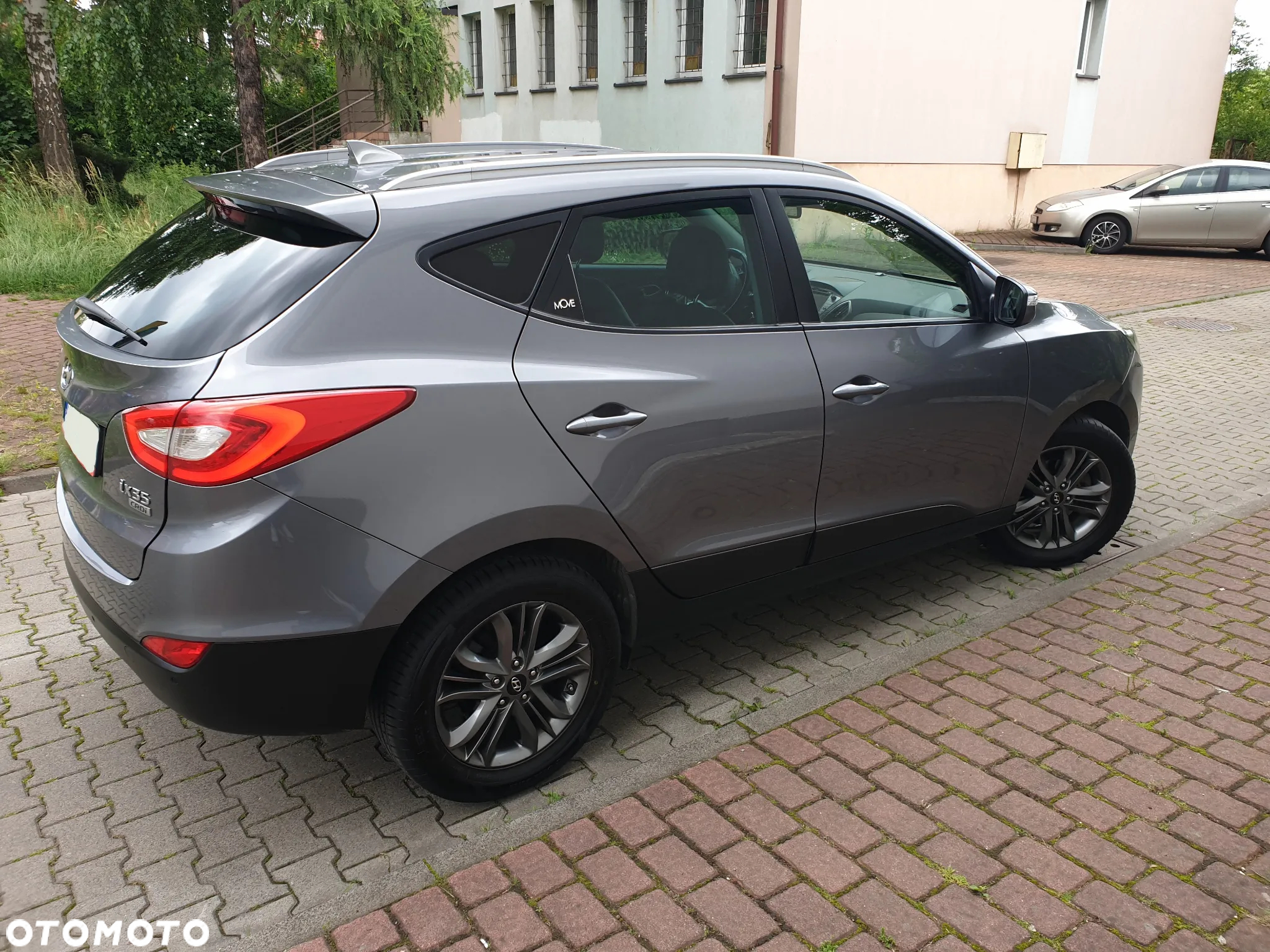 Hyundai ix35 1.7 CRDi 2WD blue Finale Gold - 18