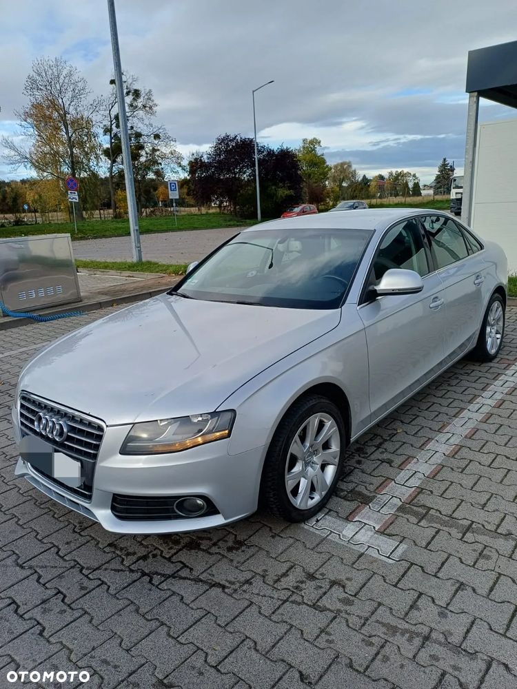 Audi A4 Limousine - 2