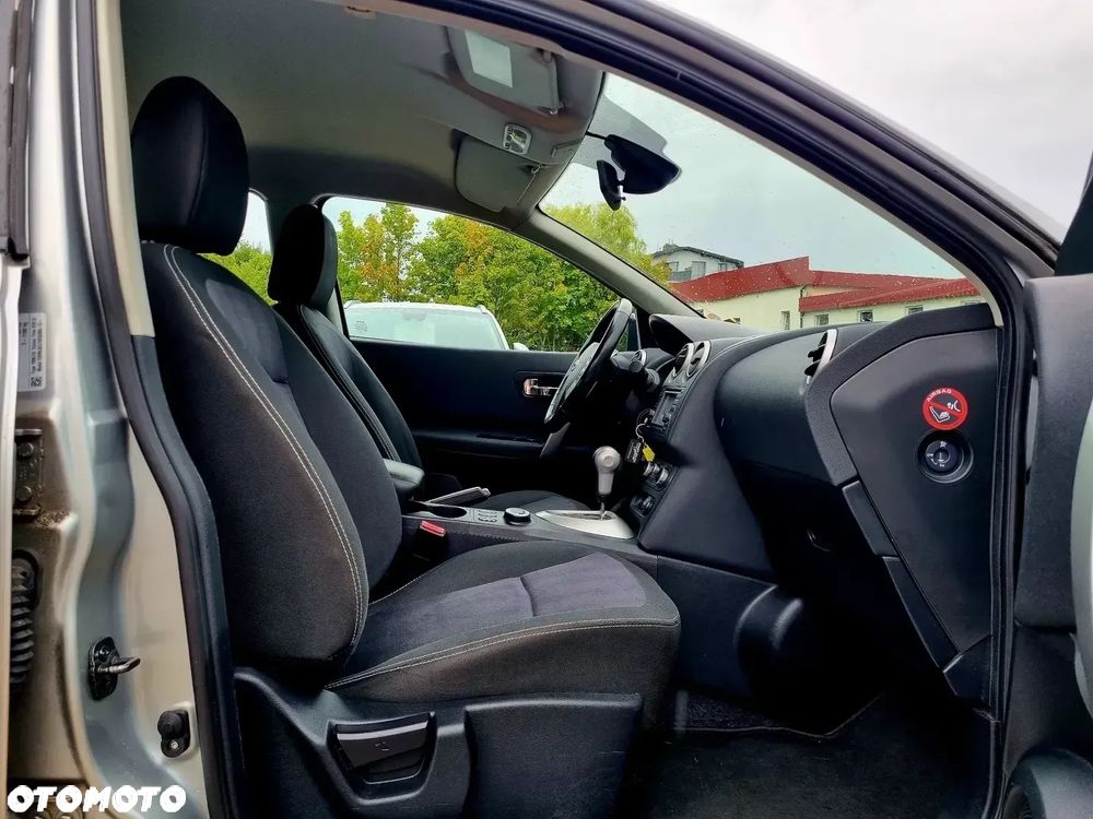 Nissan Qashqai 2.0 4 x 4 CVT tekna - 11