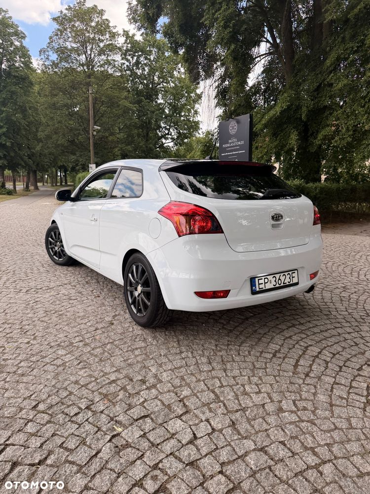 Kia ProCeed 1.4 S - 8