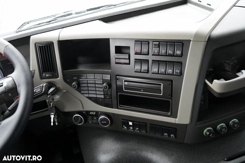 Volvo FM 460 / RETARDER / PTO / CABINĂ JOSĂ / I-SHIFT / EURO 6 - 30