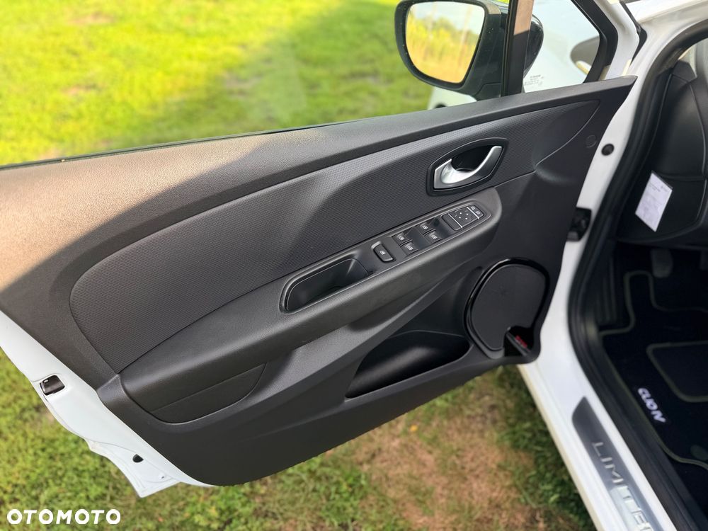 Renault Clio - 13