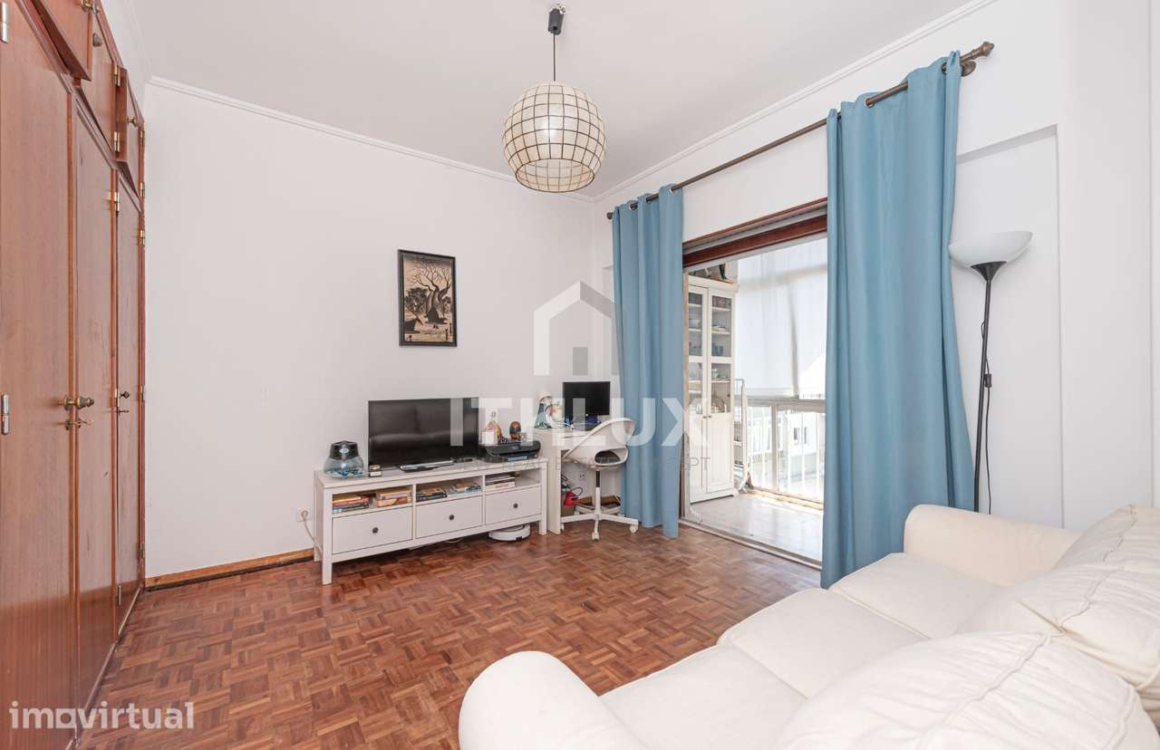 Apartamento T1 muito central junto às portas de Benfica - Grande imagem: 4/20