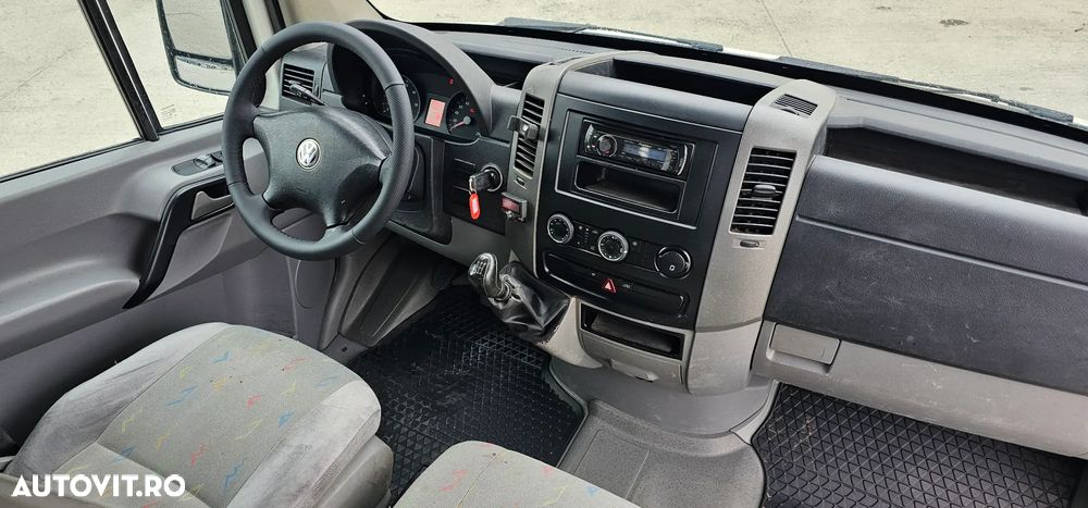 Volkswagen Crafter 2.5TDi - 5