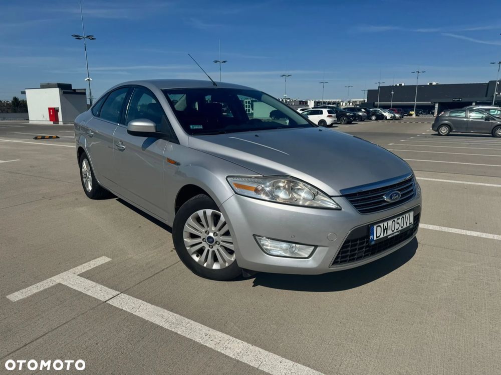 Ford Mondeo 2.0 Ghia X100 / X - 1