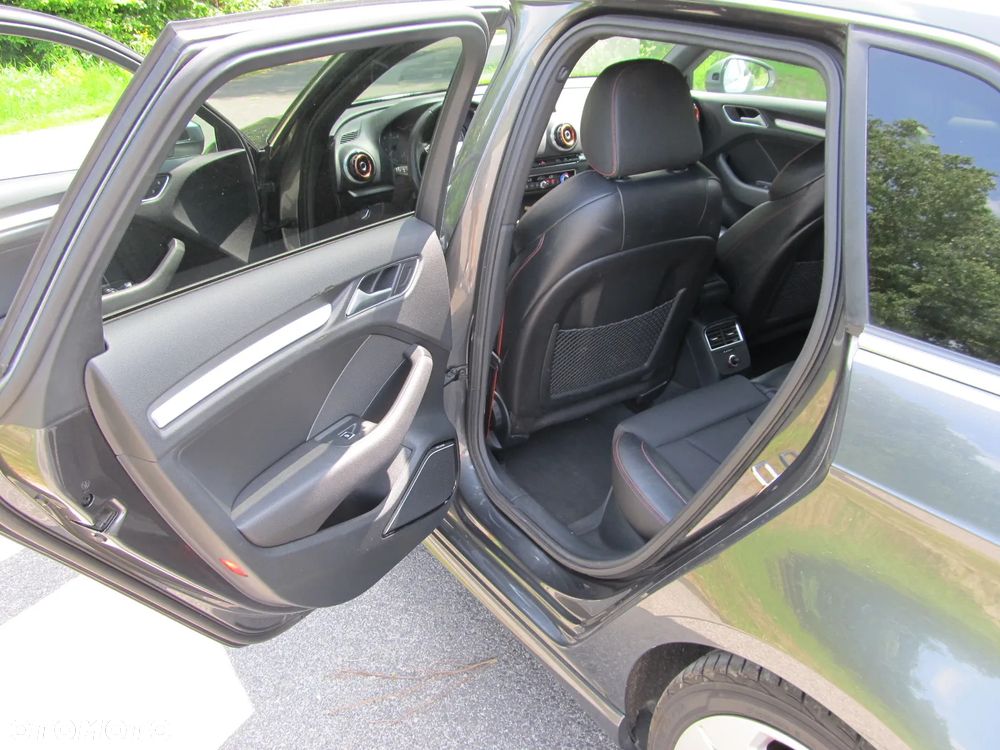 Audi S3 S tronic - 9