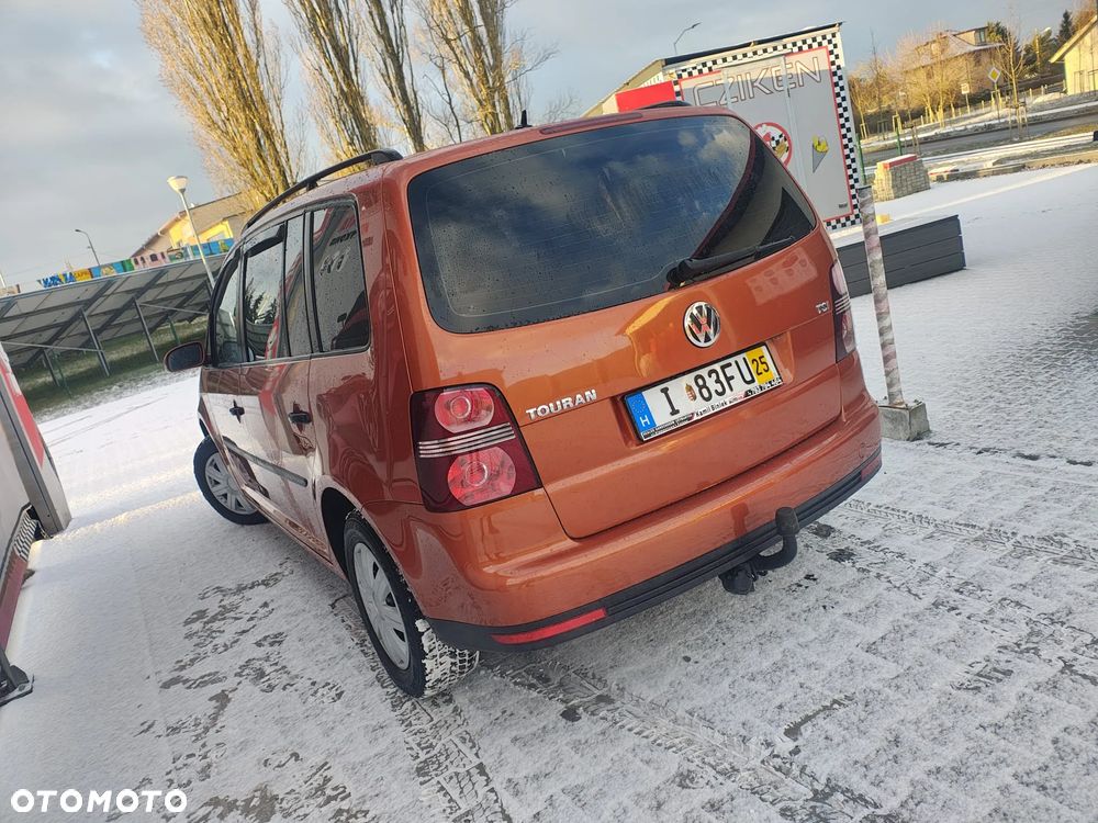 Volkswagen Touran 1.4 TSI DSG Trendline - 15