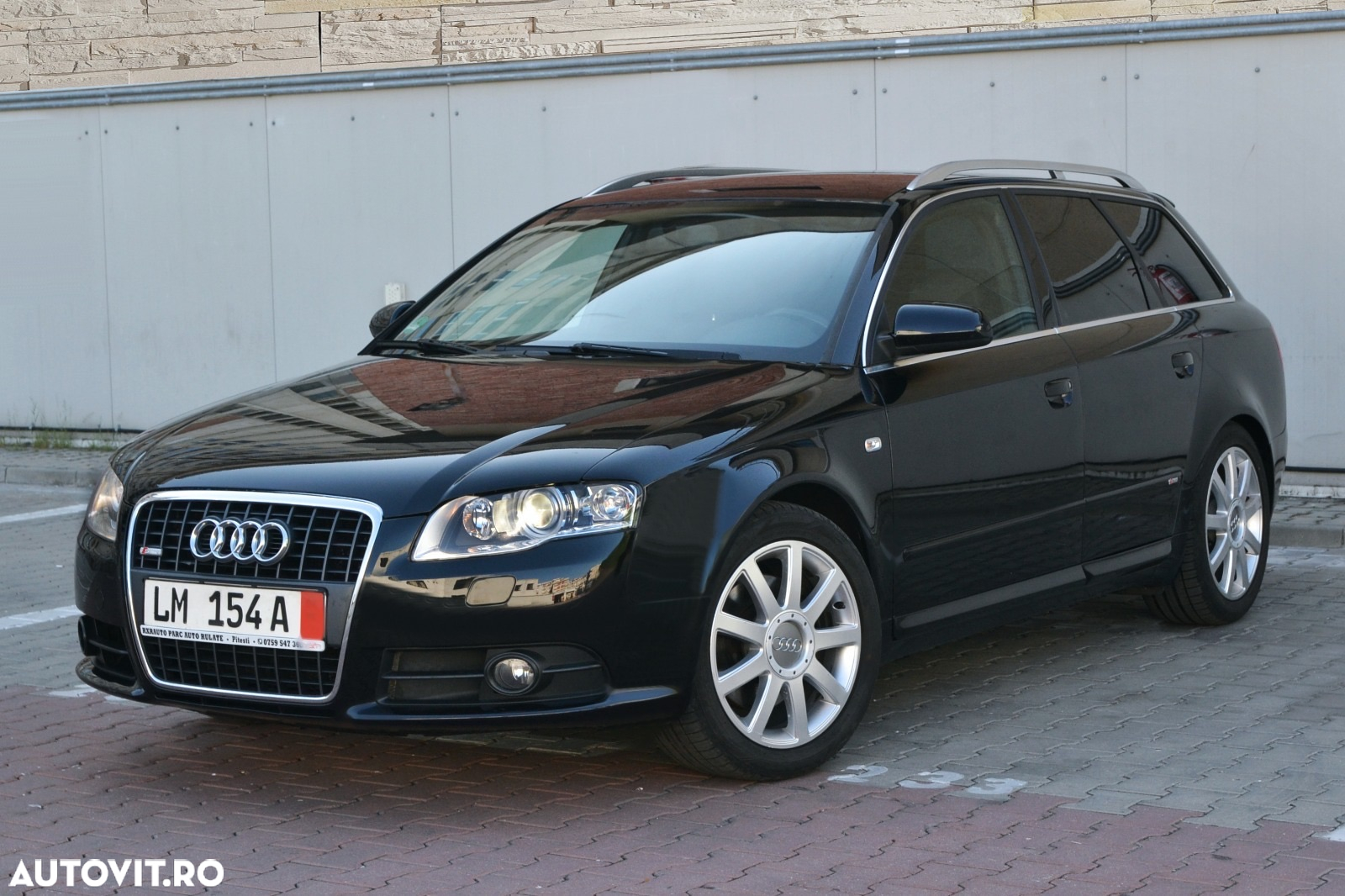 Audi A4 2.0 TDI Quattro Avant - 10