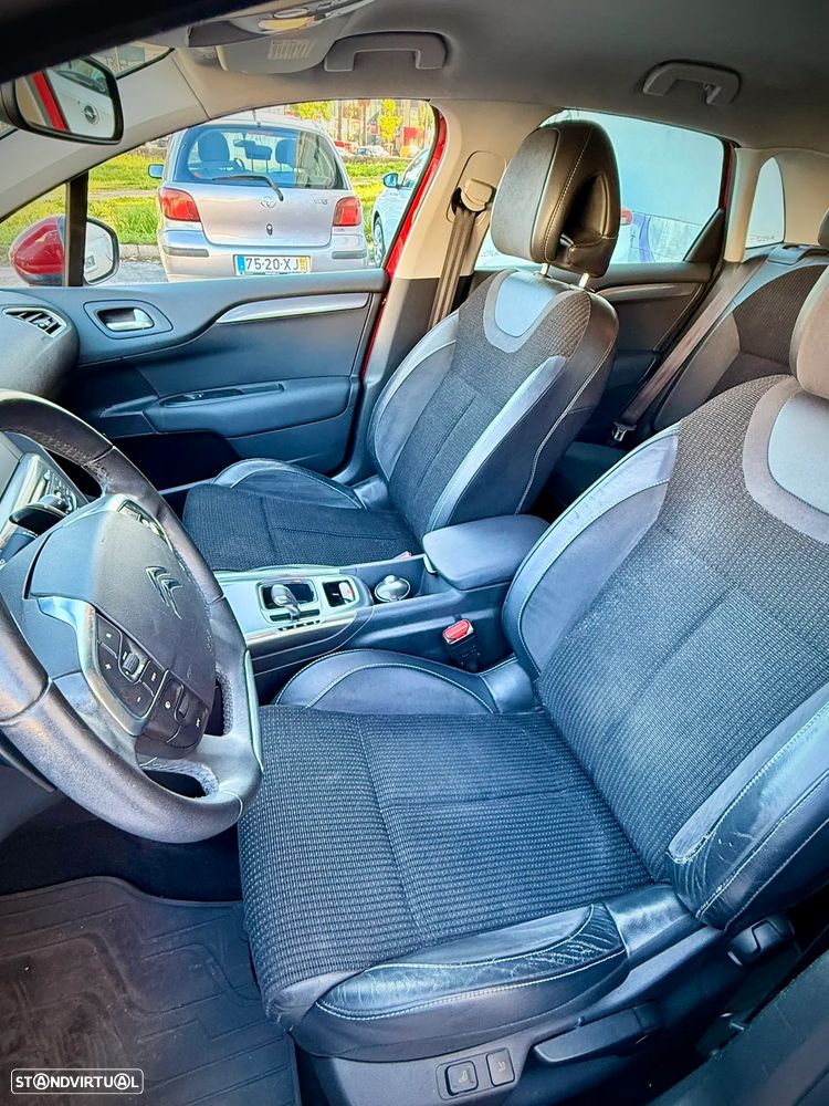 Citroën C4 1.6 e-HDi Exclusive J17 CMP6 - 13