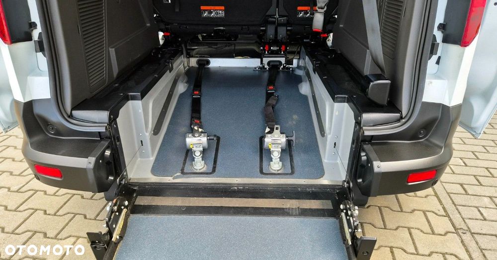 Ford Transit Connect - 25