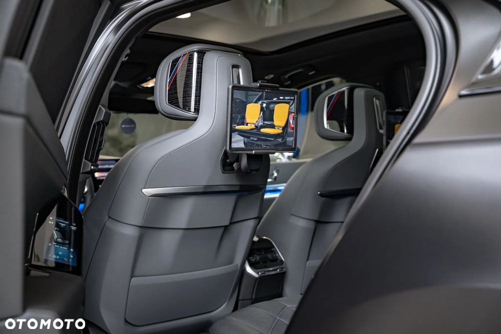 BMW Seria 7 740Li xDrive - 31