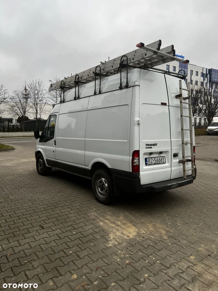 Ford Transit - 8