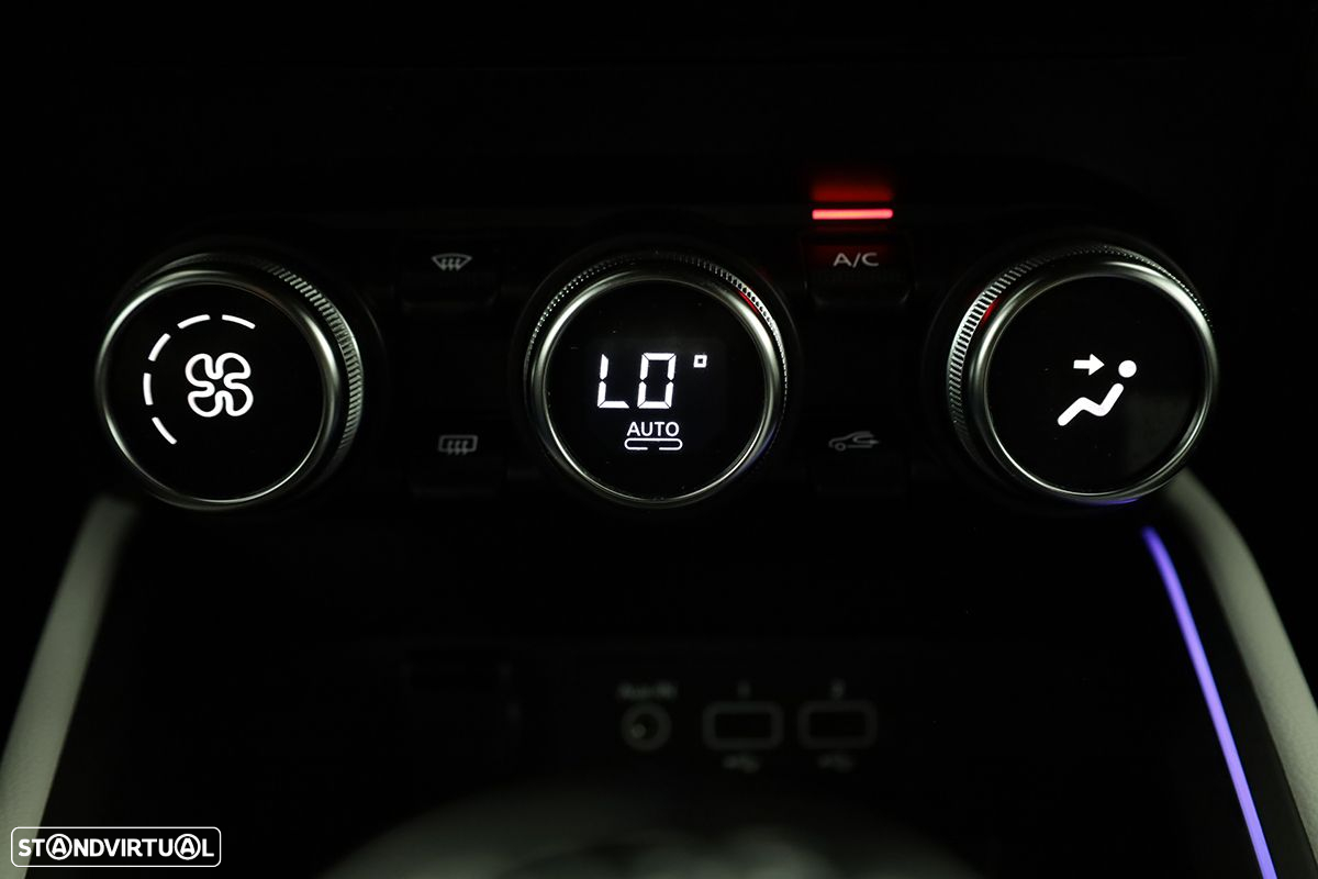 Renault Clio 1.0 TCe Techno Bi-Fuel - 13