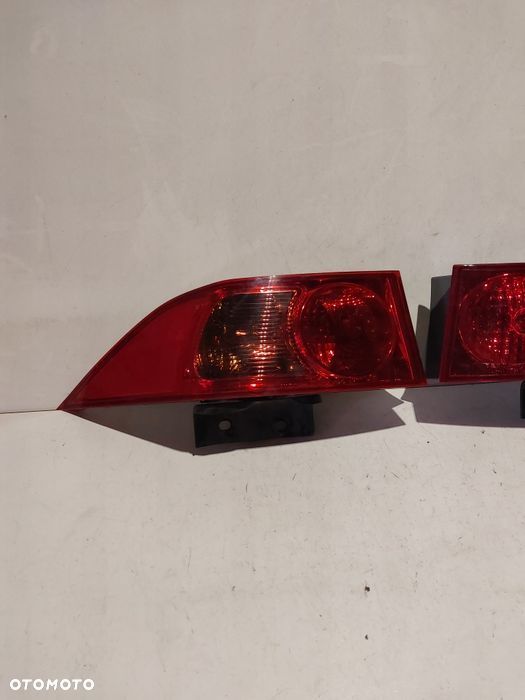 Honda accord 7 VII sedan tylna lampa tył prawa lewa prawy lewy - 3