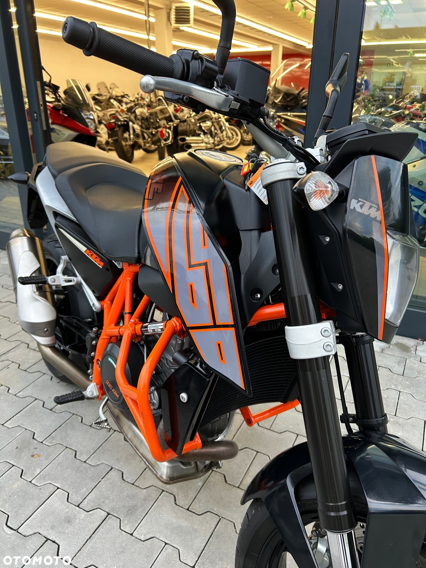 KTM Duke - 13