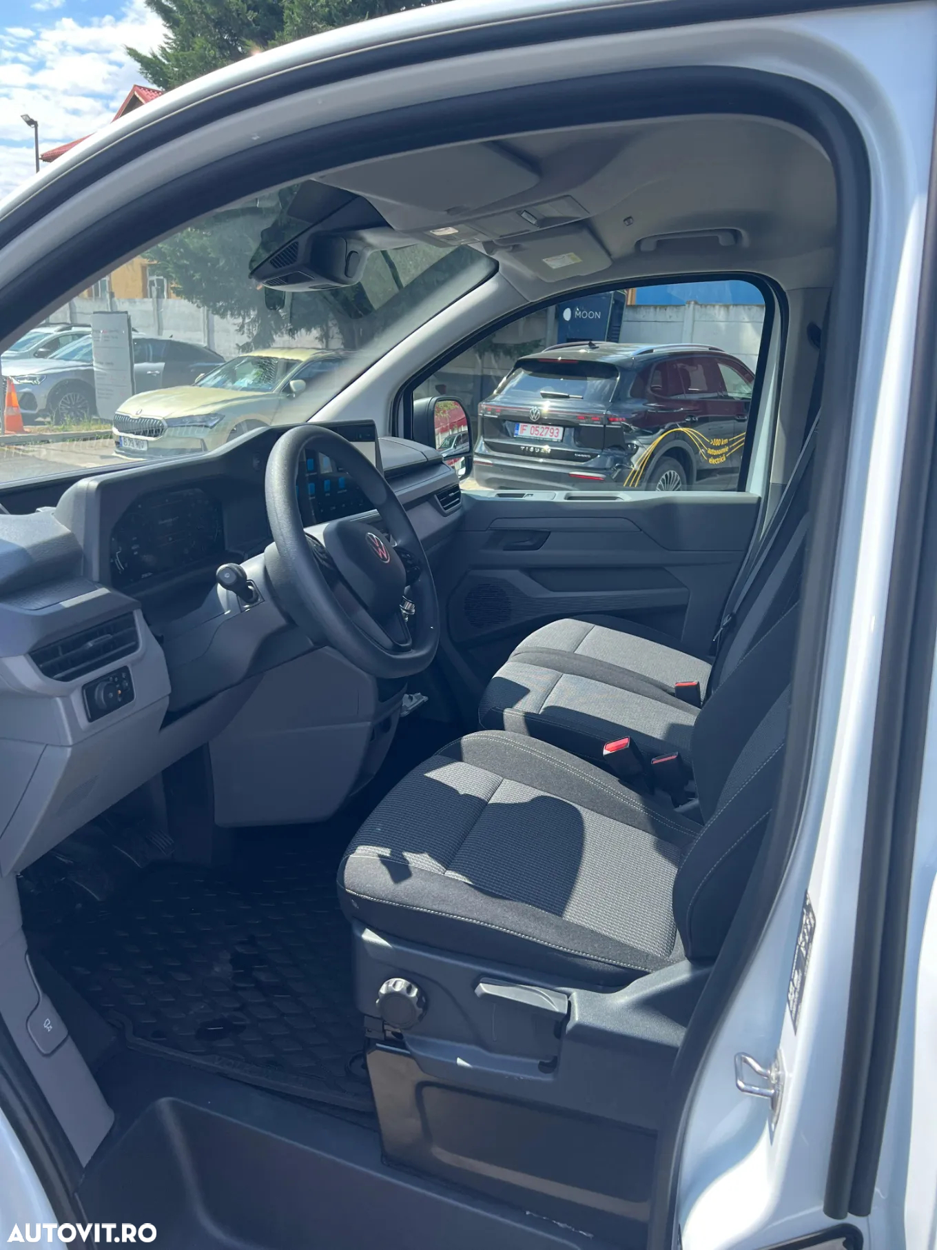 Volkswagen Transporter T7 furgon lung - 8