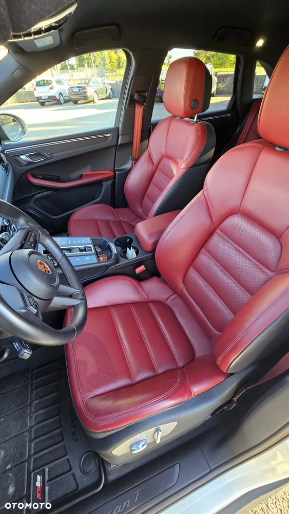 Porsche Macan T - 6