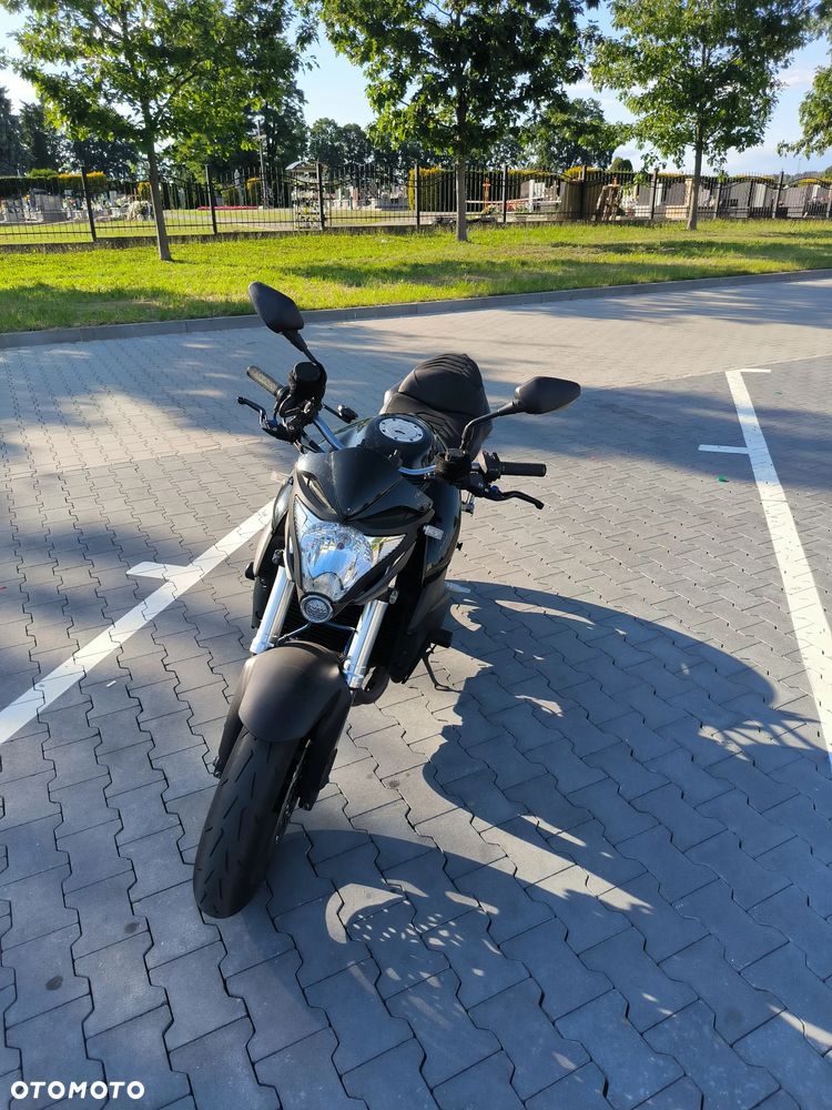 Honda CB - 4