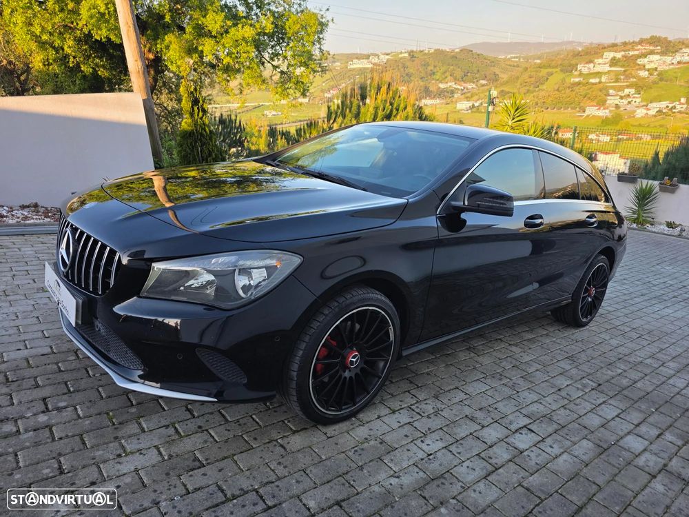 Mercedes-Benz CLA 180 d Shooting Brake AMG Line - 13