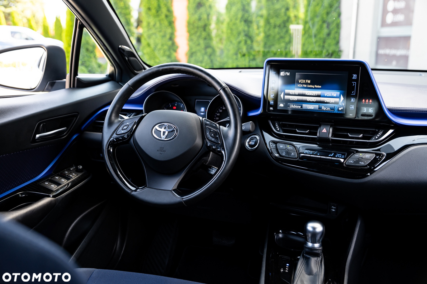 Toyota C-HR 1.2 T Prestige CVT 4x4 - 24