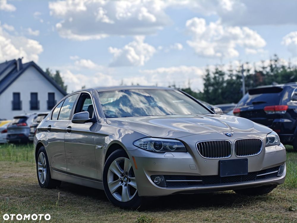 BMW Seria 5 528i Sport-Aut - 3
