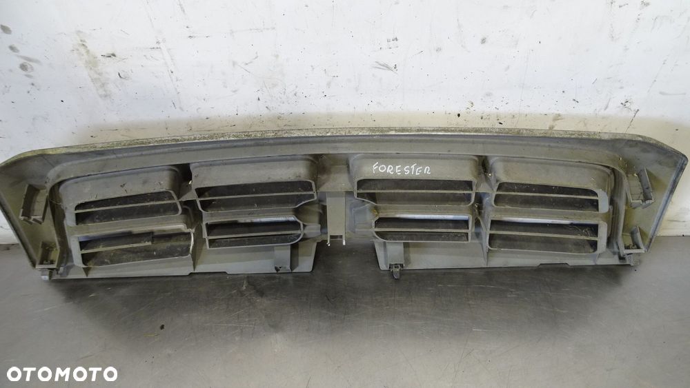 GRILL ATRAPA SUBARU FORESTER I 2.0 - 5