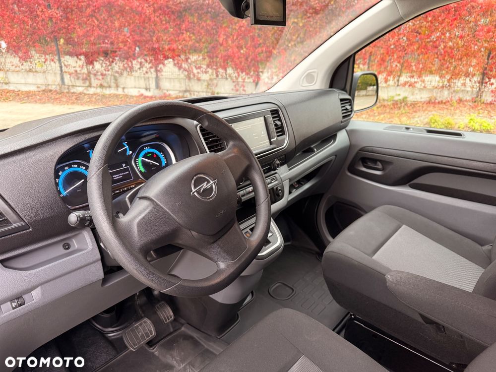 Opel e-Vivaro - 15