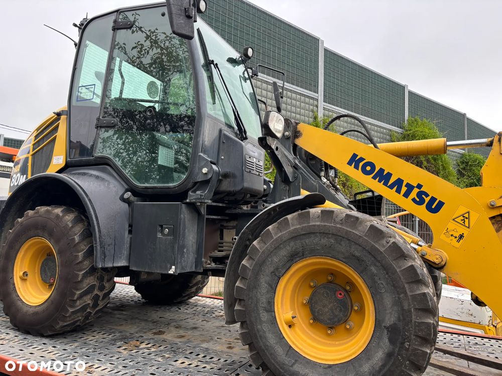 JCB 407 - 11