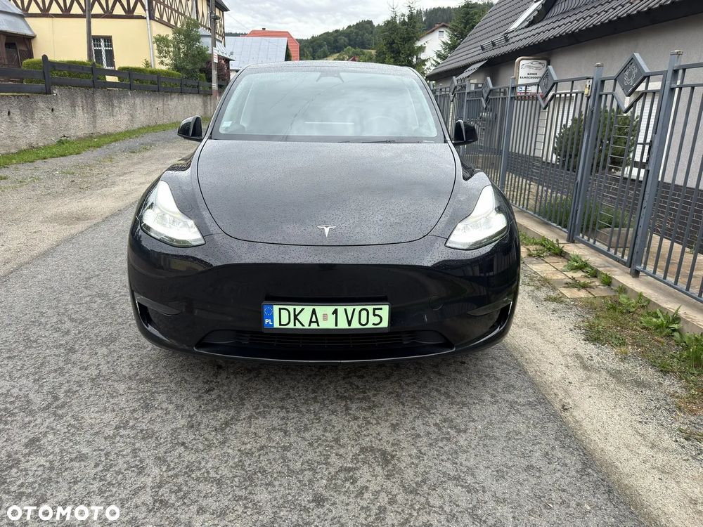Tesla Model Y Long Range Dual Motor AWD - 3