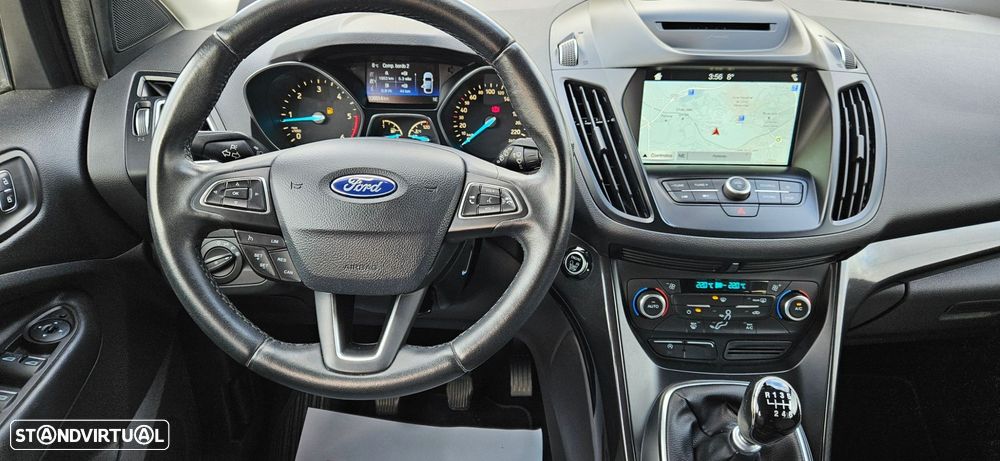 Ford Kuga 1.5 TDCi Titanium - 18