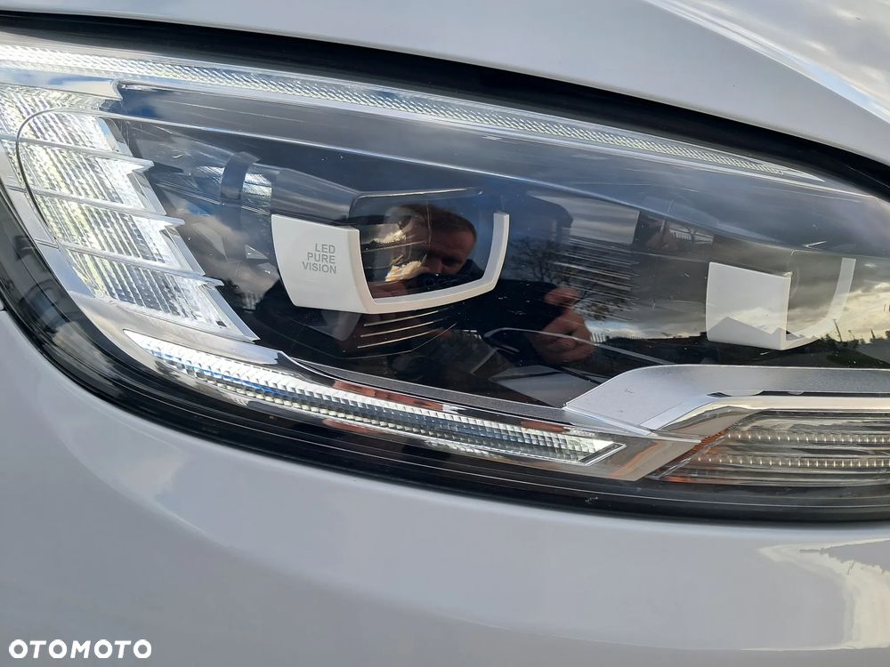Renault Scenic - 18
