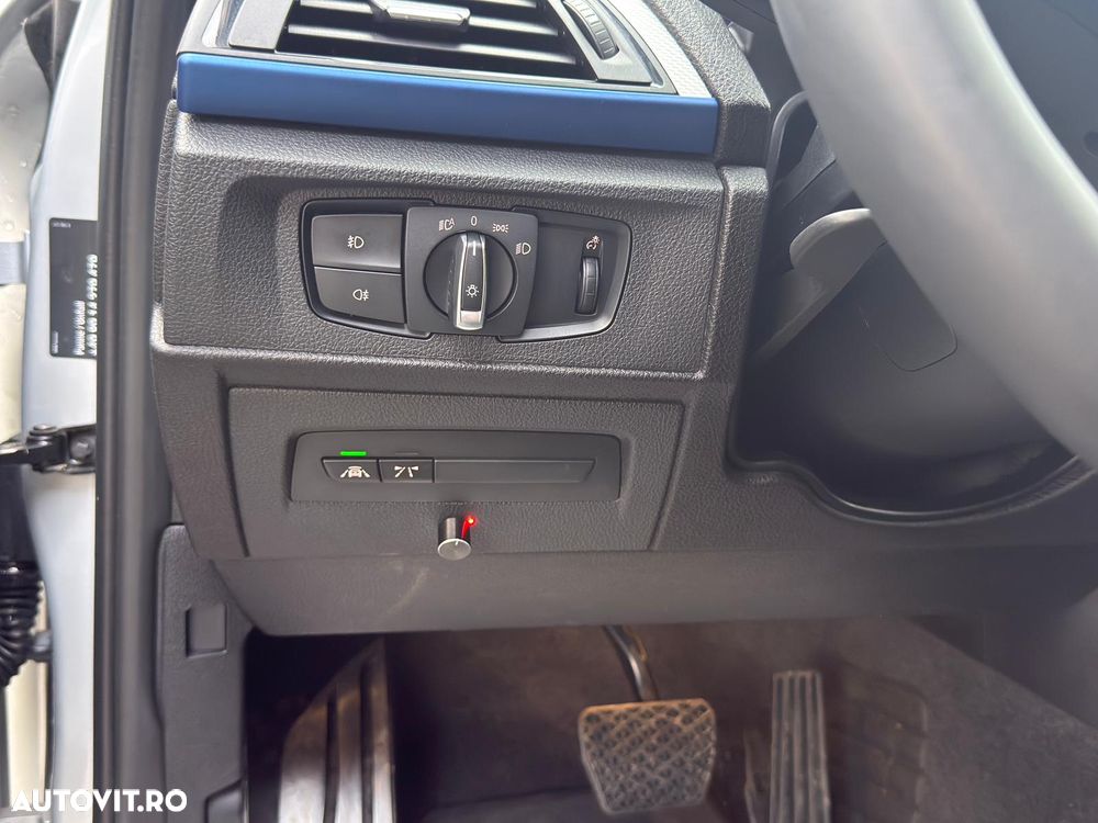 BMW Seria 1 125d Sport-Aut. Sport Line - 27