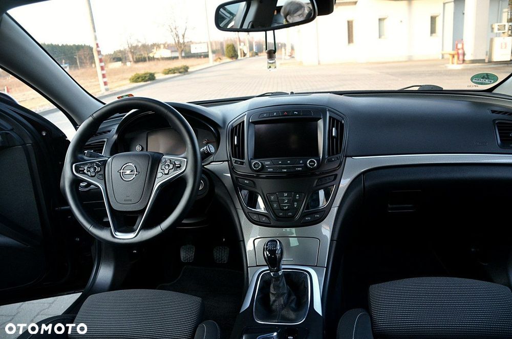 Opel Insignia - 21