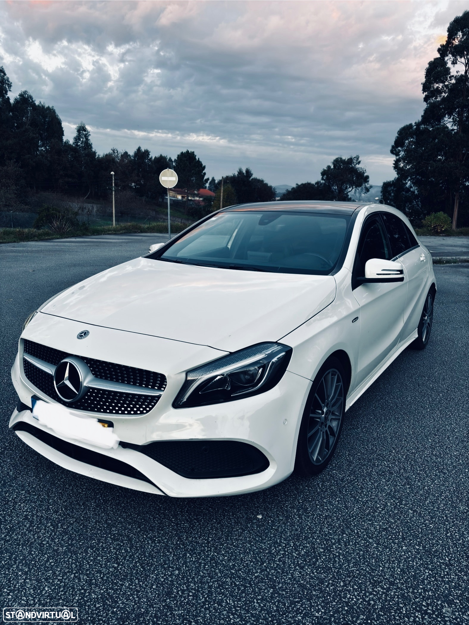 Mercedes-Benz A 180 d AMG Line - 2