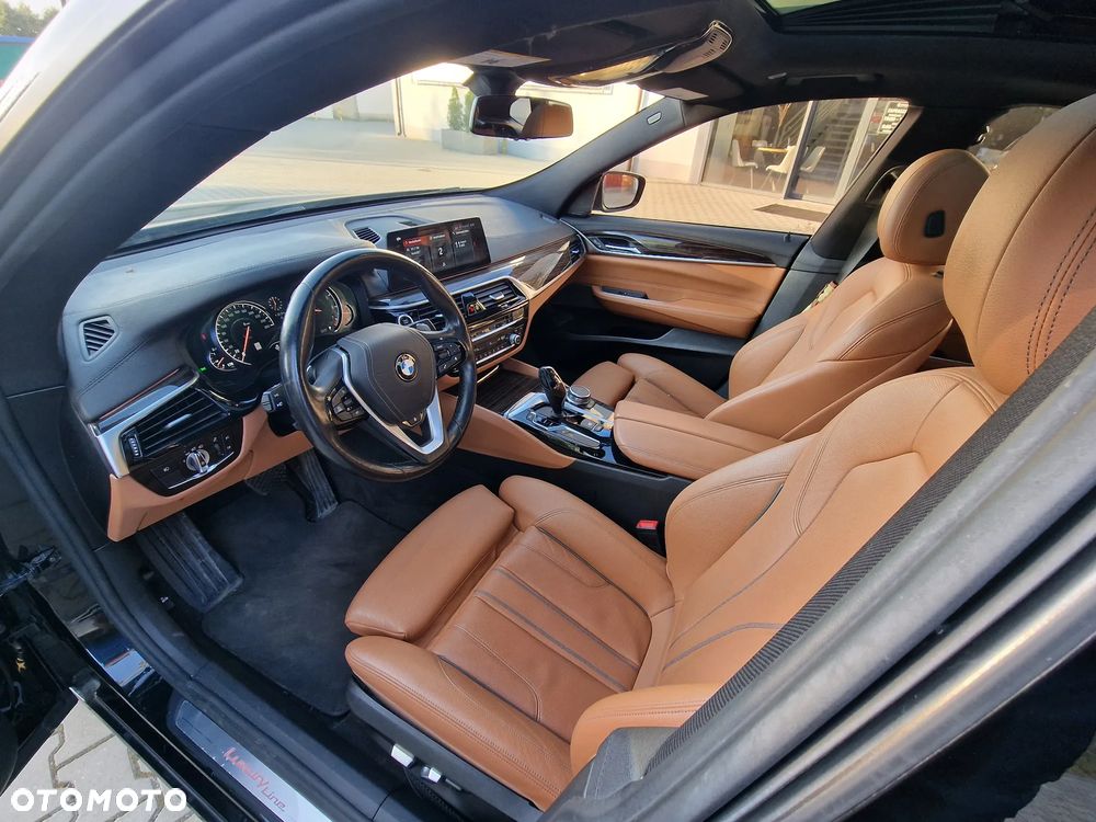 BMW 6GT 640i GPF xDrive Luxury Line sport - 6