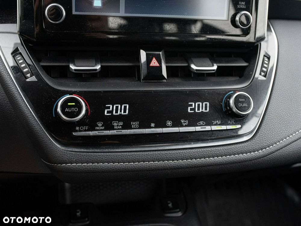 Toyota Corolla - 16
